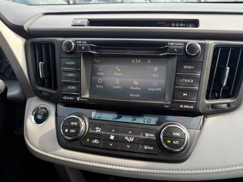 Used 2017 Toyota RAV4 XLE w/ Plus Extra Value Package AWD/4WD image 18