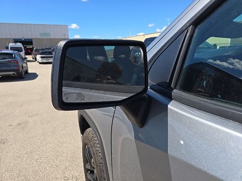 Used 2023 GMC Sierra 1500 Pro w/ Trailering Package AWD/4WD image 7