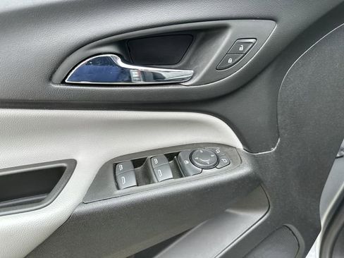 Certified 2024 Chevrolet Equinox LS AWD/4WD image 17