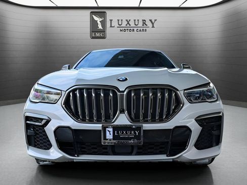 Used 2023 BMW X6 M50i w/ Executive Package image 10