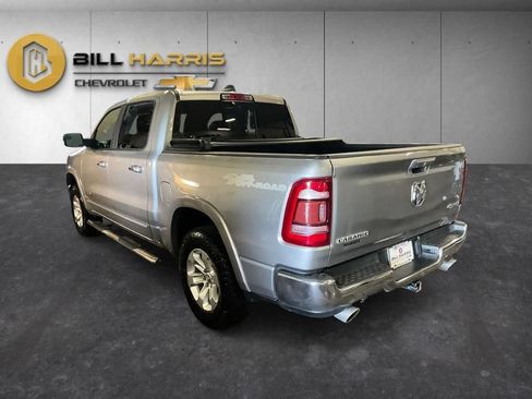 Used 2019 RAM 1500 Laramie AWD/4WD image 12