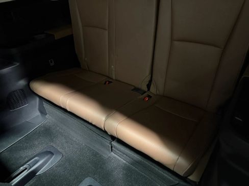 Used 2024 Toyota Grand Highlander AWD image 53