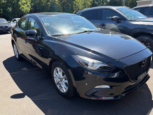 Used 2016 MAZDA MAZDA3 i Sport w/ Preferred Equipment Package FWD image 2