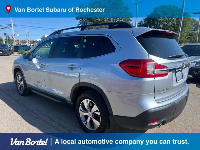 Used 2022 Subaru Ascent Premium w/ Convenience Package AWD/4WD image 4