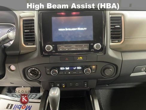 Used 2022 Nissan Frontier SV AWD/4WD image 17