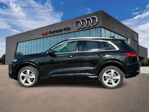 Certified 2025 Audi Q5 Premium w/ Premium Plus AWD/4WD image 2