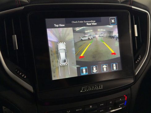 Used 2018 Maserati Ghibli S GranSport image 24