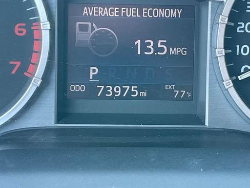 Used 2015 Toyota Tundra SR5 RWD image 11