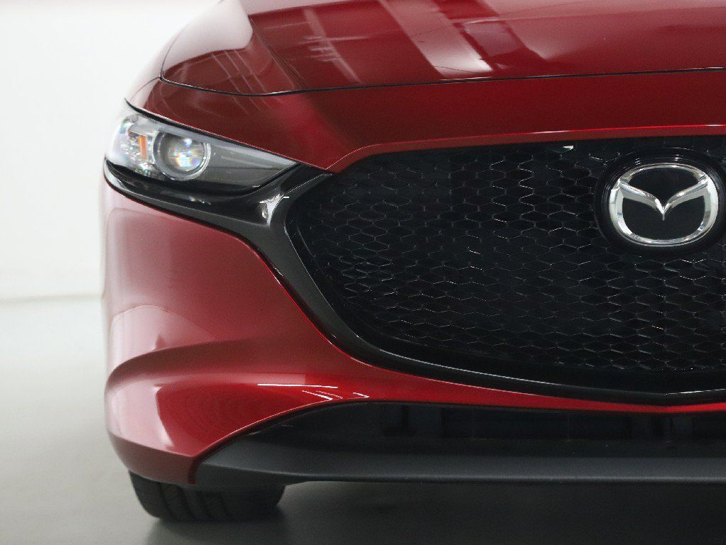 Certified 2025 MAZDA MAZDA3 s FWD image 7