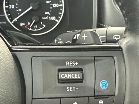 Certified 2023 Nissan Rogue SL w/ SL Premium Package FWD image 7