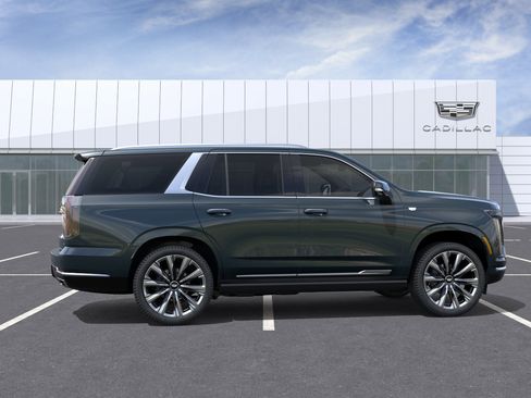 New 2026 Cadillac Escalade Luxury image 5