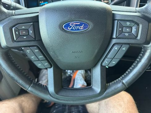 Used 2016 Ford F150 XLT w/ Equipment Group 302A Luxury AWD/4WD image 12
