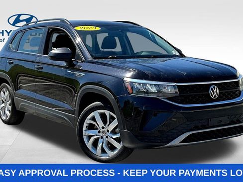 Used 2023 Volkswagen Taos S AWD/4WD image 3