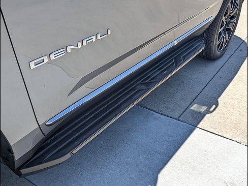 New 2026 GMC Yukon Denali w/ Advanced Technology Package AWD/4WD image 12