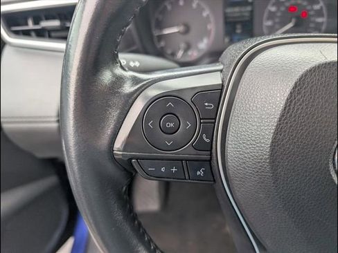 Used 2023 Toyota Corolla Cross LE w/ Moonroof Package image 7