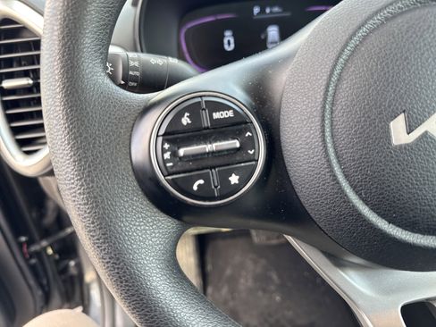 Used 2024 Kia Soul LX w/ Option Group 015 image 15