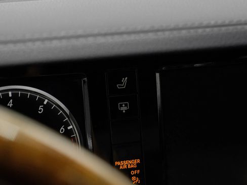 Used 2014 Mercedes-Benz S 550 Sedan image 36