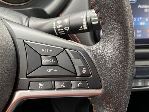 Used 2023 Nissan Kicks SR w/ SR Premium Package FWD image 28