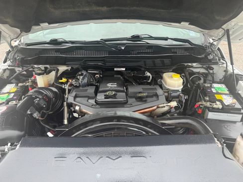 Used 2017 RAM 2500 Laramie AWD/4WD image 12