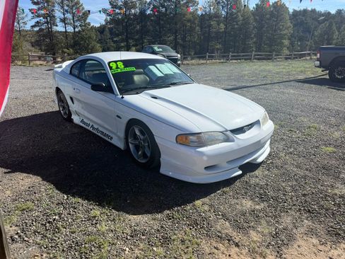 Used 1998 Ford Mustang GT RWD image 2