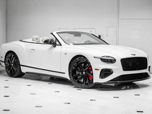 New 2026 Bentley Continental GTC AWD/4WD image 1
