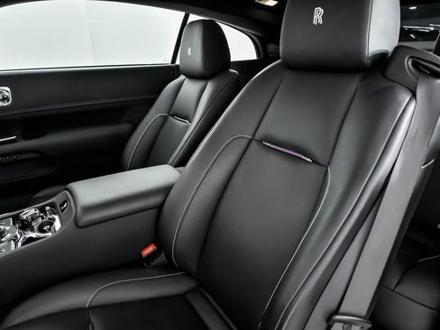 Used 2020 Rolls-Royce Wraith image 23