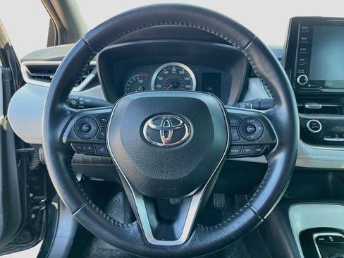 Used 2022 Toyota Corolla SE w/ Carpet Mat Package (TMS) FWD image 11