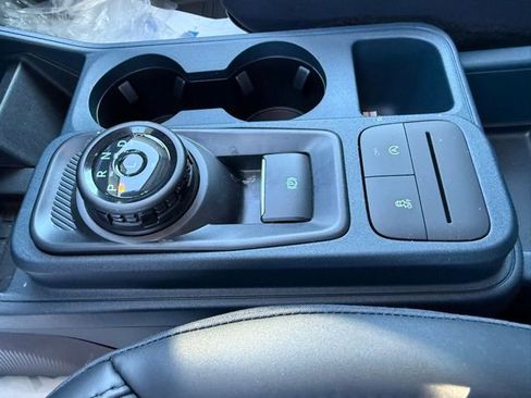 New 2025 Ford Maverick Lariat w/ Black Appearance Package image 18