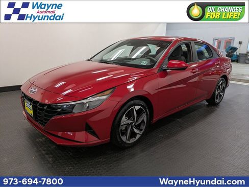 Used 2023 Hyundai Elantra SEL w/ Convenience Package image 1