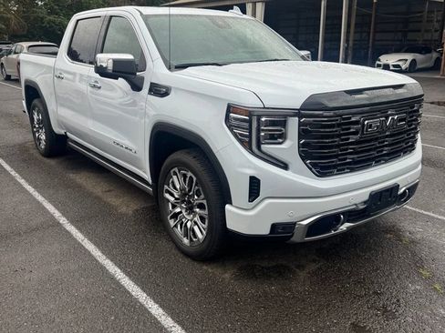Used 2026 GMC Sierra 1500 Denali Ultimate AWD/4WD image 2