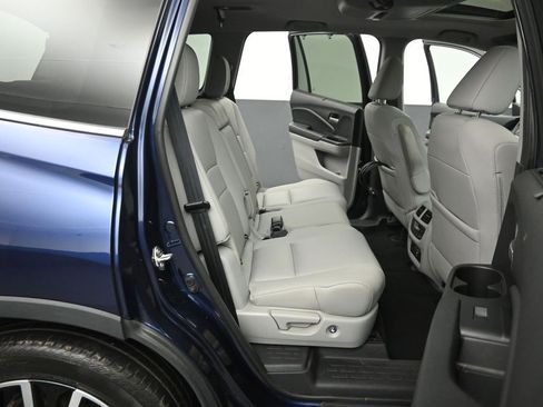Used 2020 Honda Pilot Touring image 26