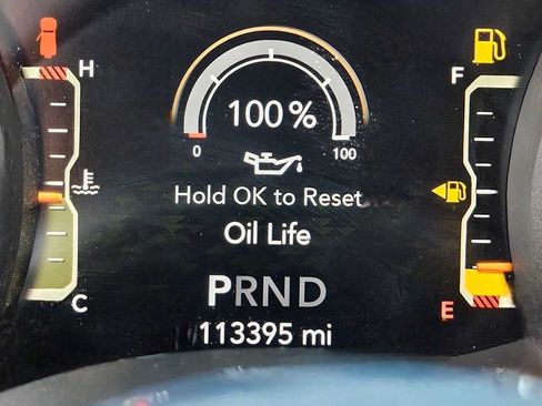 Used 2020 Jeep Wrangler Unlimited Sahara AWD/4WD image 27