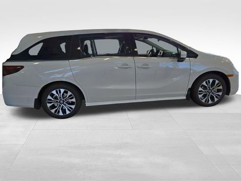 New 2026 Honda Odyssey Elite image 17