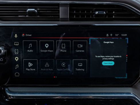 Used 2025 GMC Sierra 1500 Denali AWD/4WD image 25