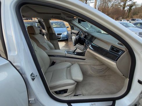 Used 2009 BMW 750Li image 50