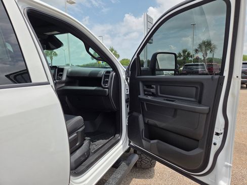 New 2026 RAM 2500 Tradesman AWD/4WD image 19