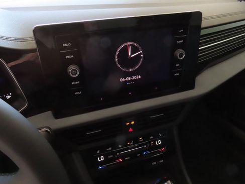 New 2026 Volkswagen Jetta SE FWD image 17