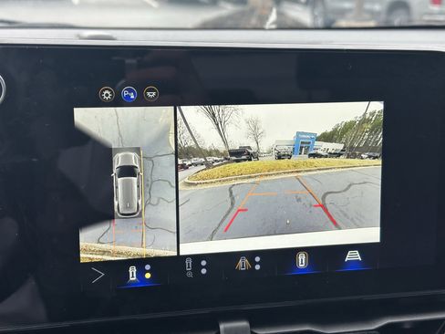 New 2026 Chevrolet Equinox LT image 30