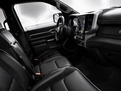 Used 2023 RAM 1500 Laramie AWD/4WD image 9