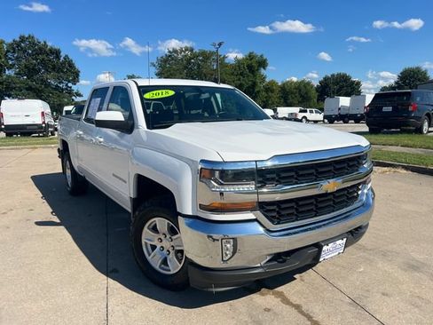 Used 2018 Chevrolet Silverado 1500 LT w/ All Star Edition AWD/4WD image 11