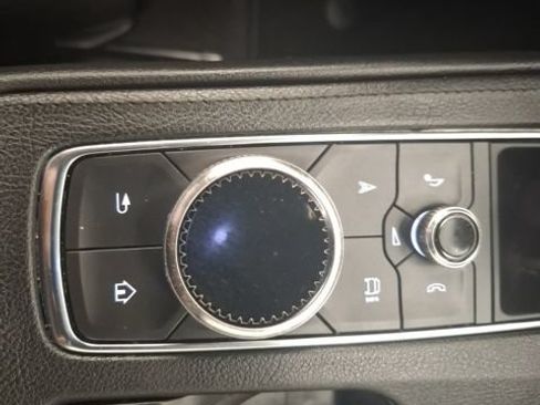 Used 2025 Cadillac XT4 Premium Luxury AWD/4WD image 31