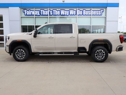 New 2026 GMC Sierra 3500 SLE w/ Preferred Package AWD/4WD image 7