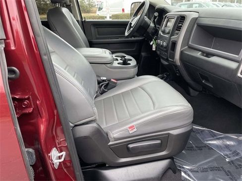 Used 2018 RAM 2500 Tradesman w/ Chrome Appearance Group image 27