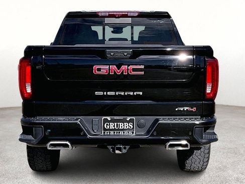 Used 2025 GMC Sierra 1500 AT4 w/ AT4 Premium Package image 6