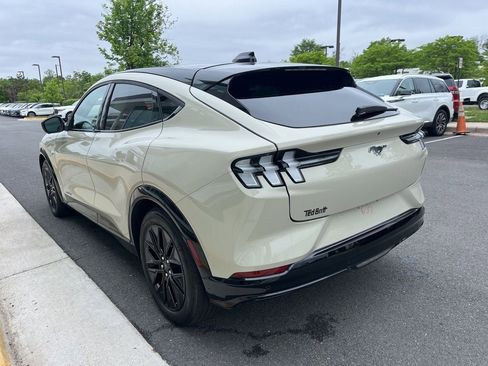 Certified 2025 Ford Mustang Mach-E Premium w/ Sport Appearance Package AWD/4WD image 7