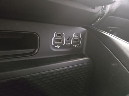 Used 2023 RAM 1500 Big Horn AWD/4WD image 28