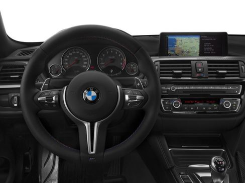Used 2017 BMW M4 Coupe RWD image 7