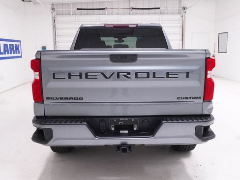 Used 2022 Chevrolet Silverado 1500 Custom w/ LPO, Dark Essentials Package RWD image 6