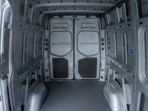 New 2025 Mercedes-Benz Sprinter 2500 image 12