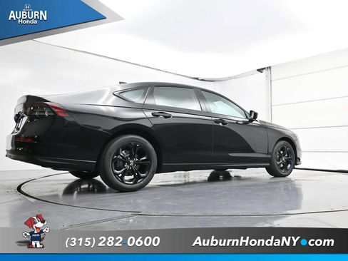 New 2025 Honda Accord SE image 22